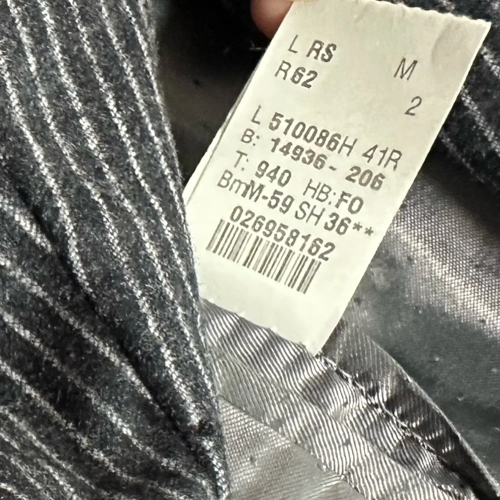 Calvin Klein Mens Gray Wool Cashmere Pinstriped Suit Sz 41R & Pants Sz 36x30